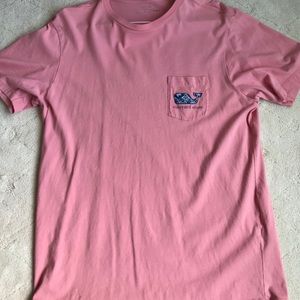 Men’s vineyard vines shirt
